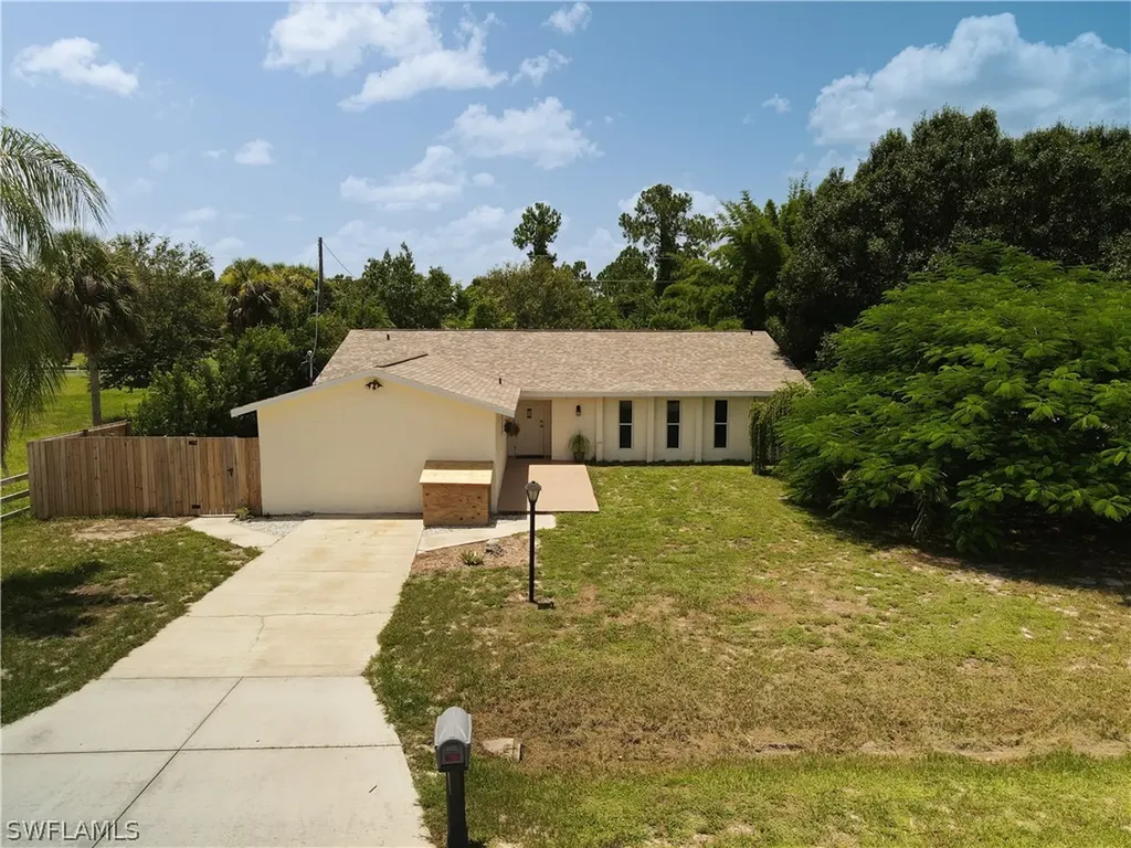623 Canton Avenue Lehigh Acres FL 33972