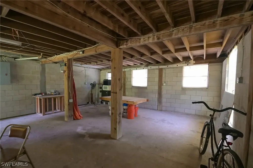 1415 Angela Road Naples FL 34120