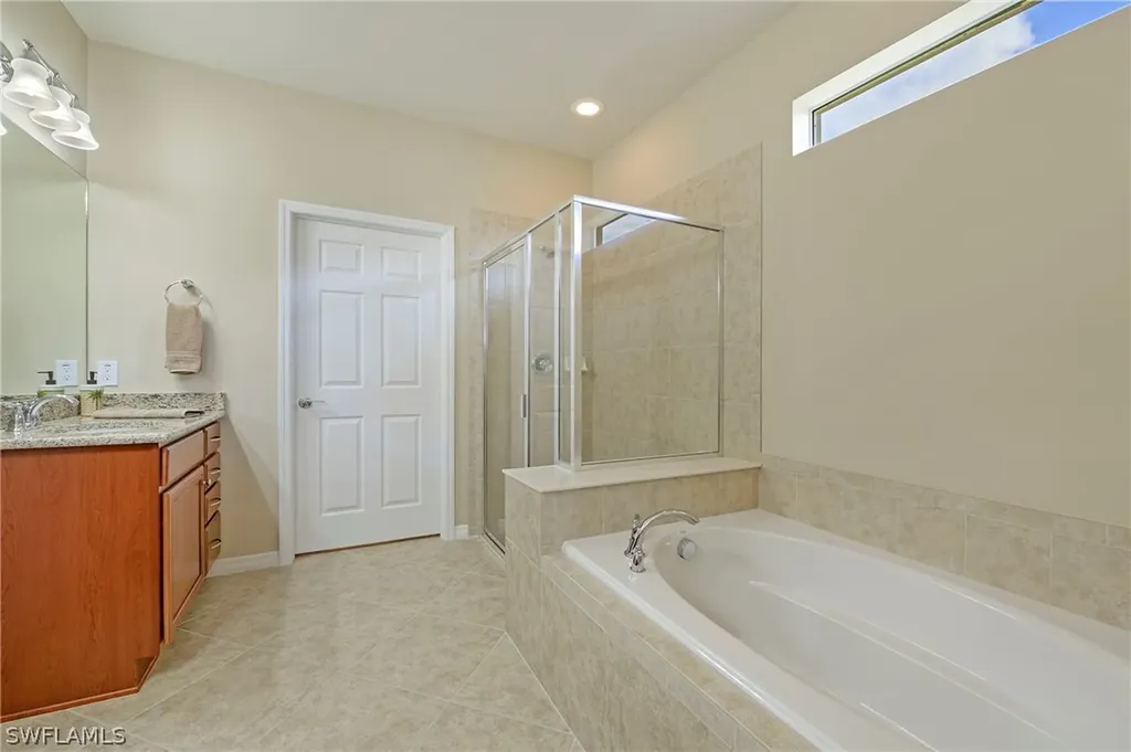 28041 Quiet Water Way Bonita Springs FL 34135