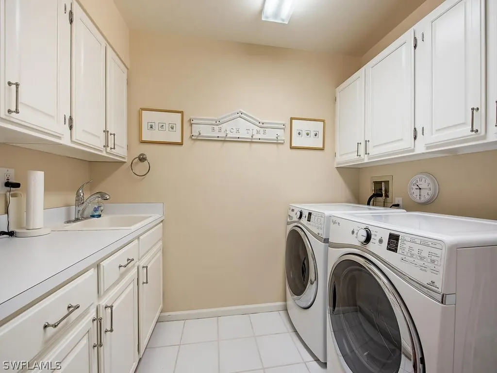 8420 Abbington Circle Naples FL 34108