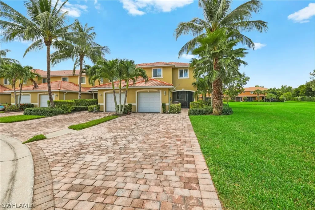 2400 Caslotti Way Cape Coral FL 33909