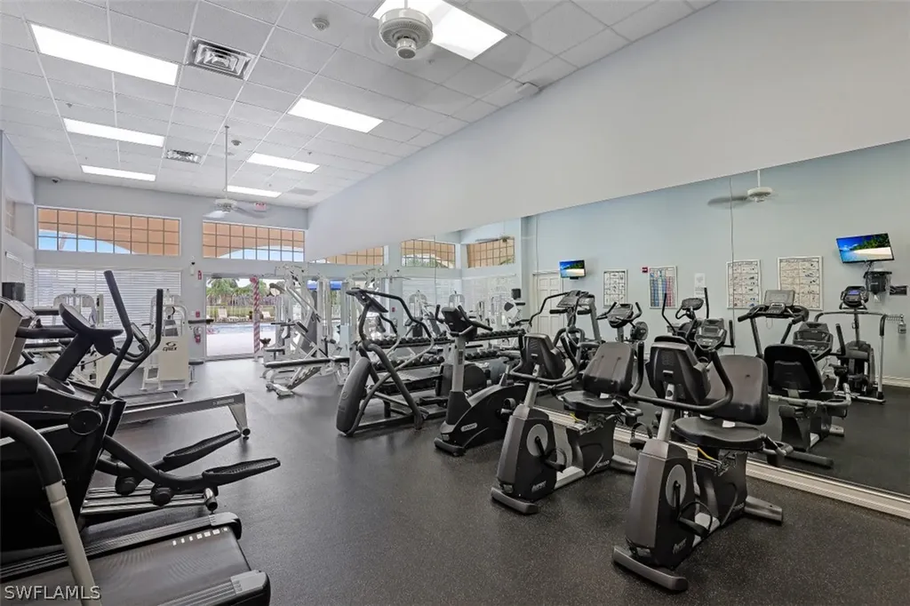 7920 Leicester Drive Naples FL 34104