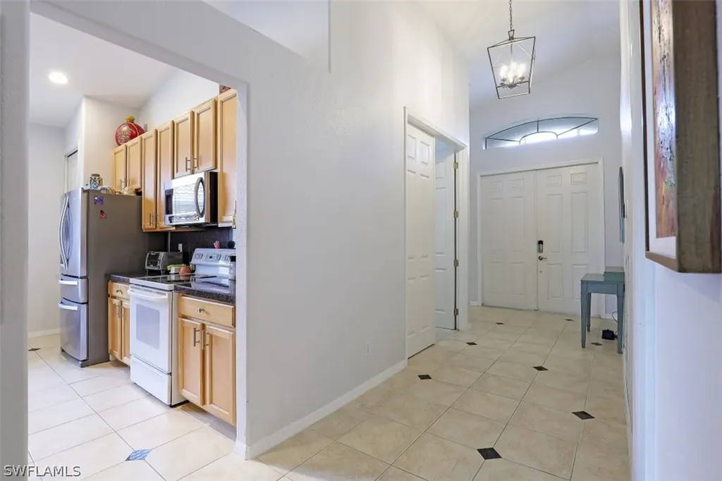 7920 Leicester Drive Naples FL 34104