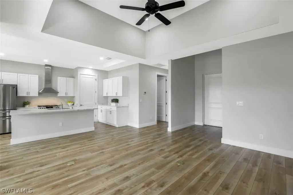 712 25th Street SW Naples FL 34117