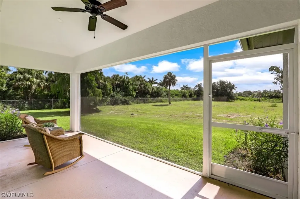 712 25th Street SW Naples FL 34117