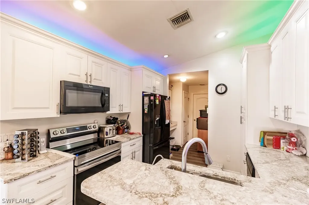 918 NE Juanita Place Cape Coral FL 33909