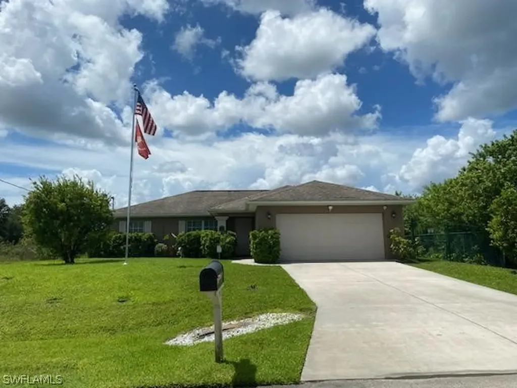 2701 63rd Street W Lehigh Acres FL 33971