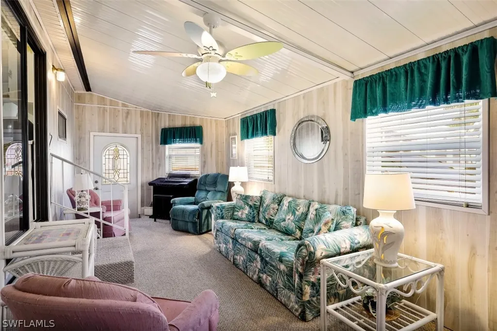 19681 Summerlin Road Fort Myers FL 33908