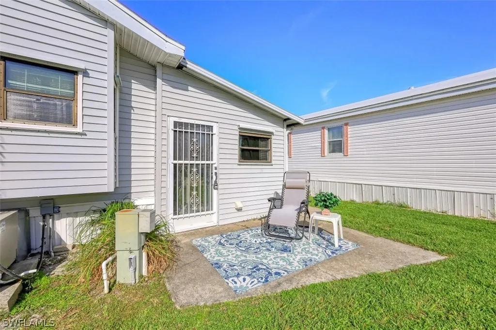 19681 Summerlin Road Fort Myers FL 33908