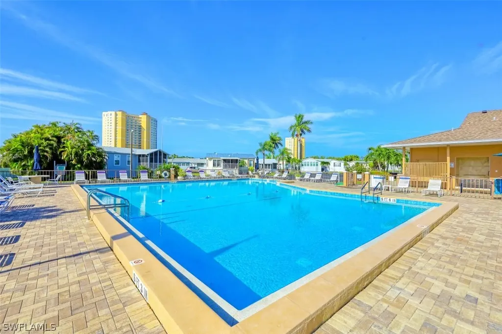 19681 Summerlin Road Fort Myers FL 33908