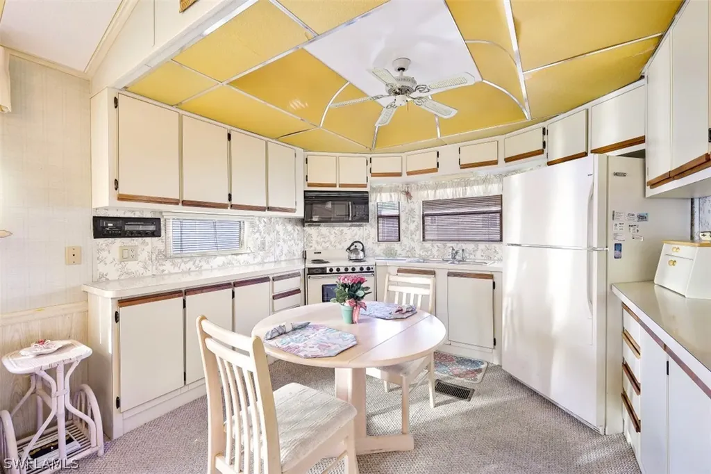 19681 Summerlin Road Fort Myers FL 33908