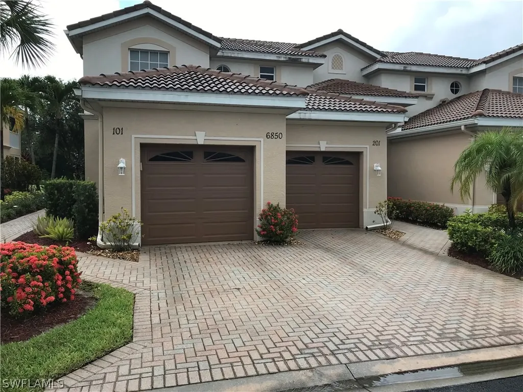 6850 Sterling Greens Drive Naples FL 34104