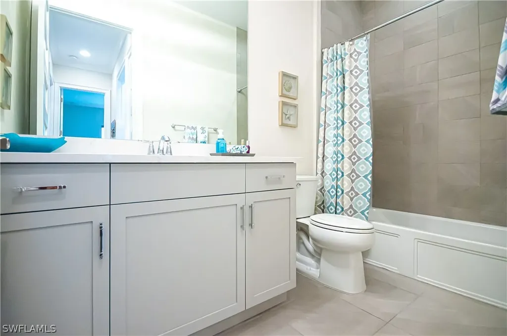 5827 Haiti Drive Naples FL 34113