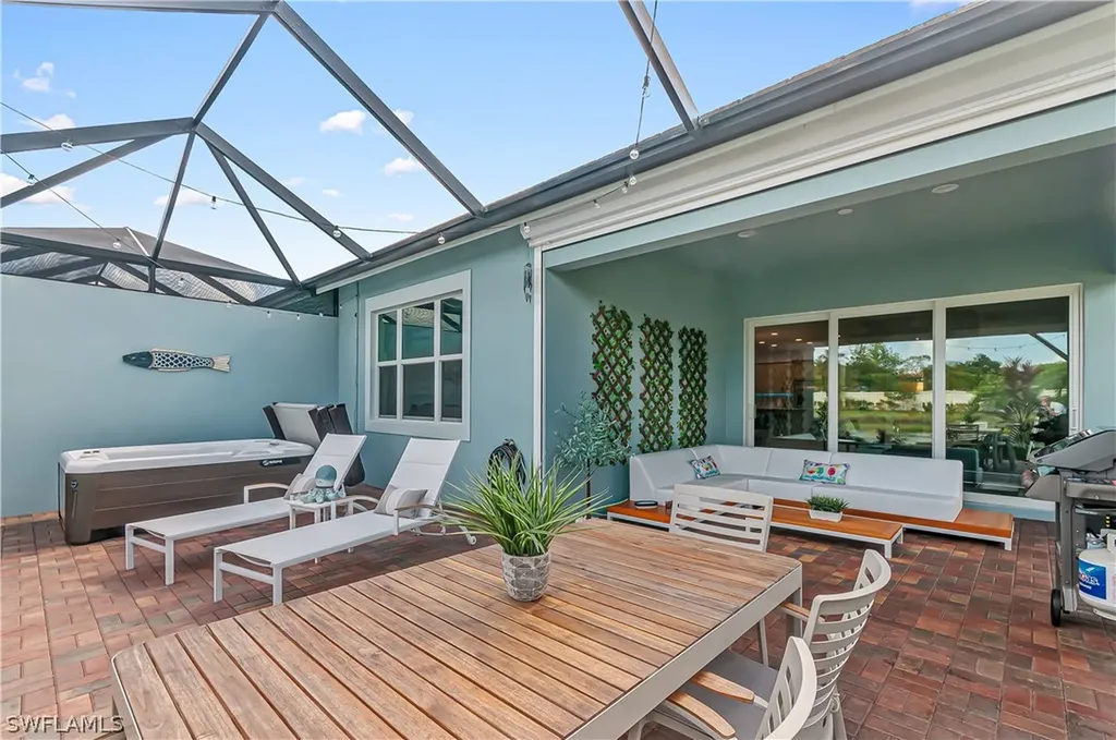 5827 Haiti Drive Naples FL 34113