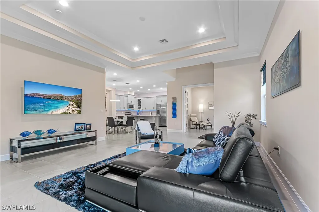 5827 Haiti Drive Naples FL 34113