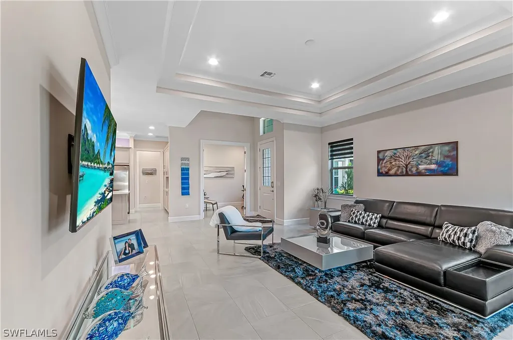5827 Haiti Drive Naples FL 34113