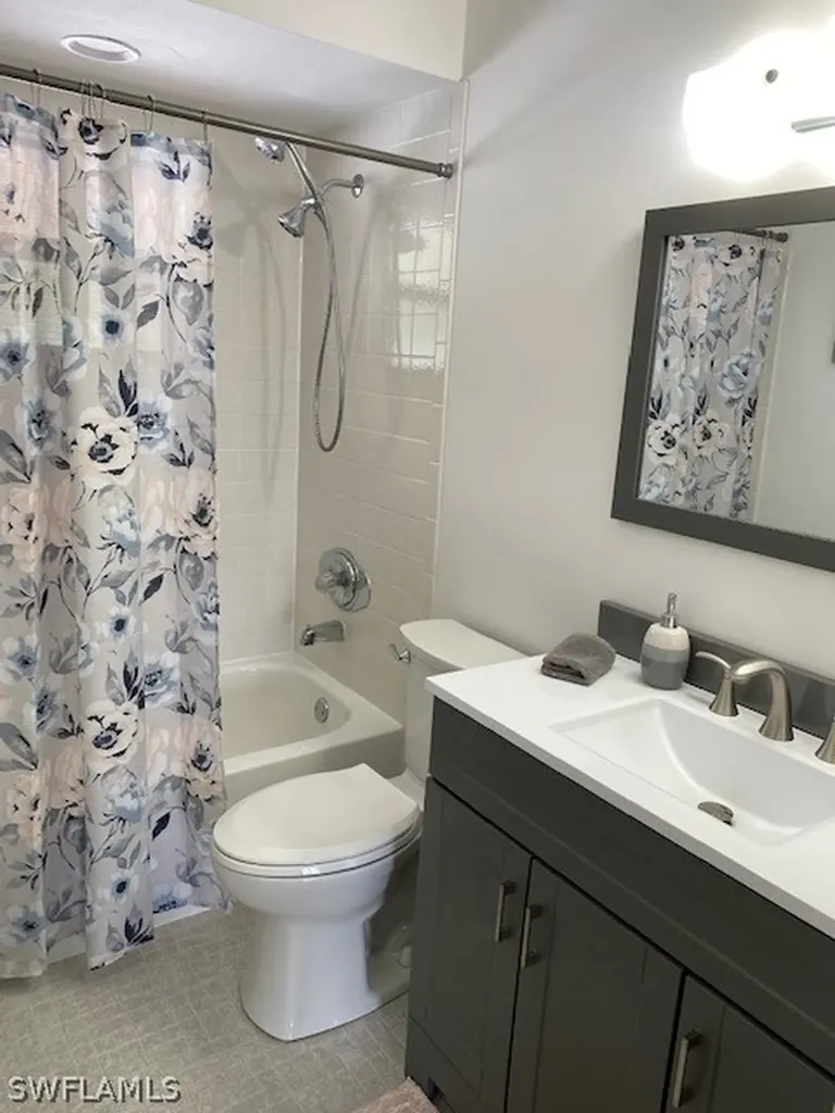 131 SW 47th Terrace Cape Coral FL 33914