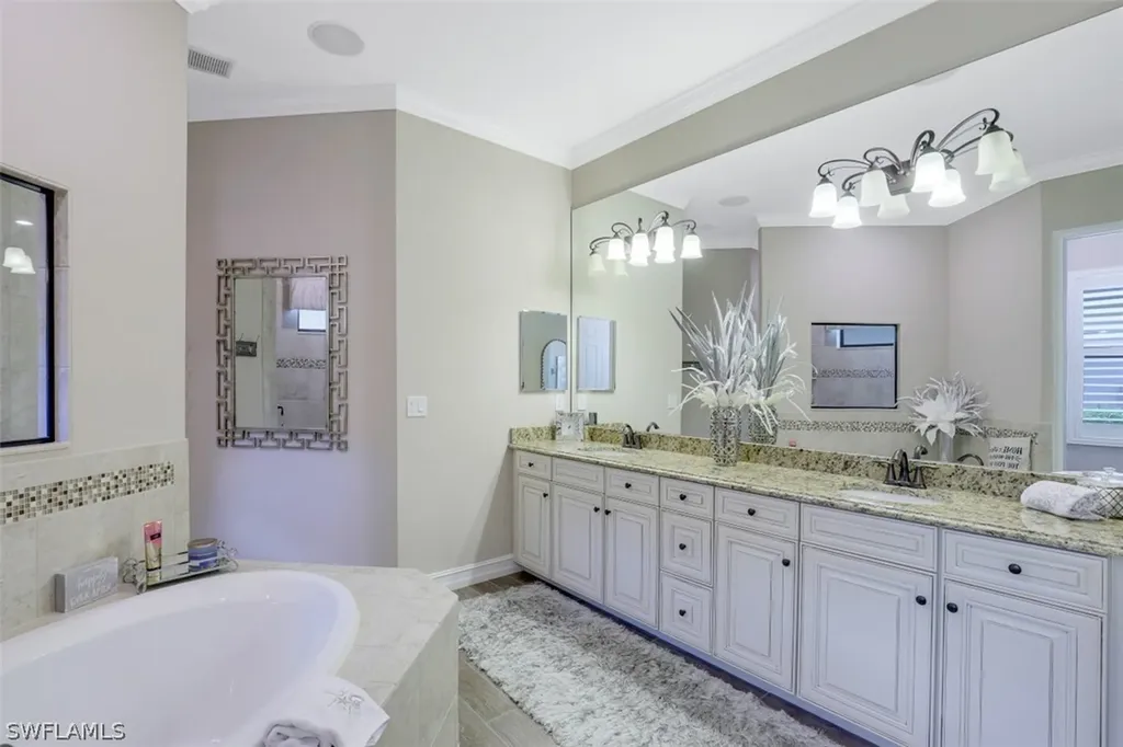 28667 Lisburn Court Bonita Springs FL 34135