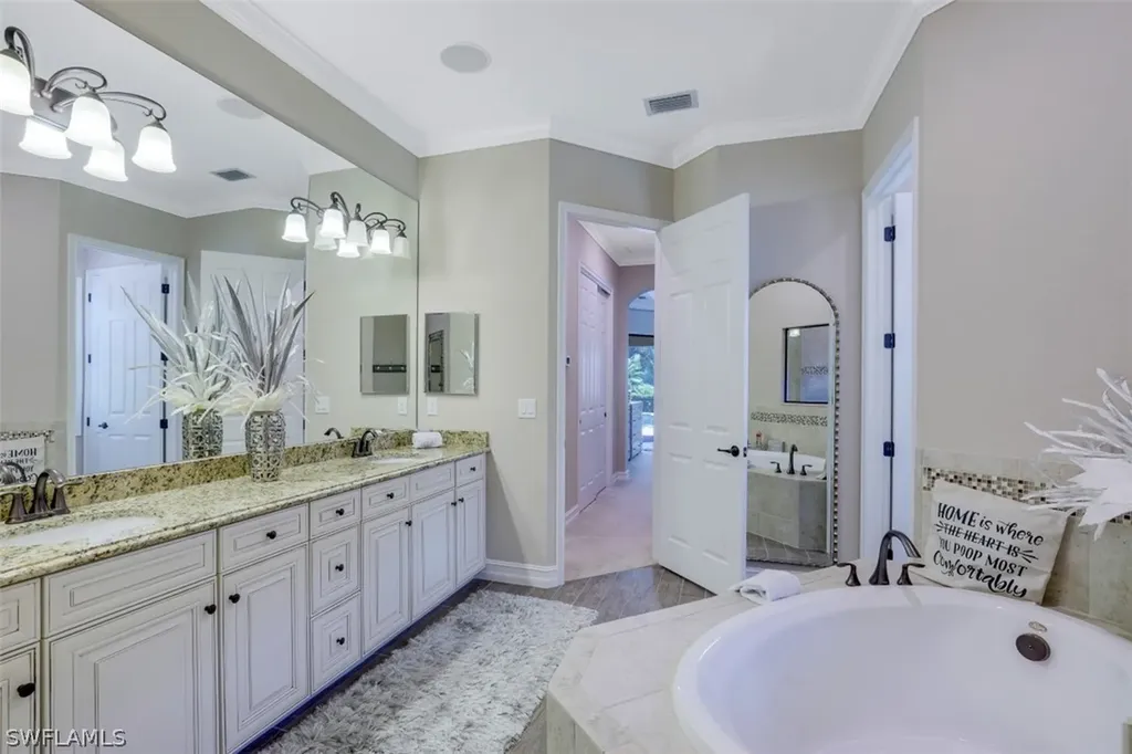 28667 Lisburn Court Bonita Springs FL 34135