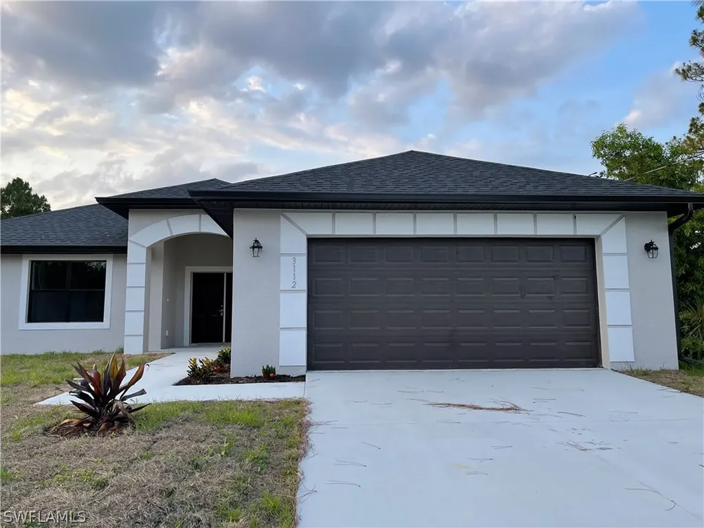 4205 9th Street SW Lehigh Acres FL 33976