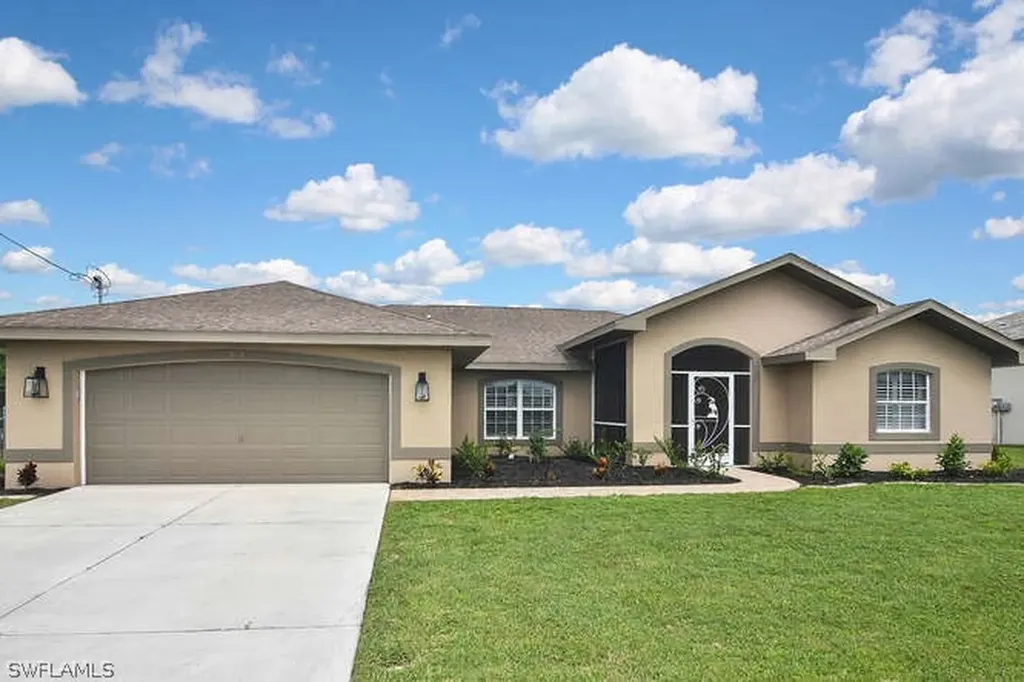 919 SE 6th Street Cape Coral FL 33990