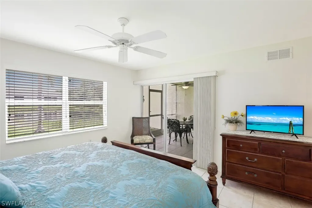 4910 Cougar Court N Naples FL 34109