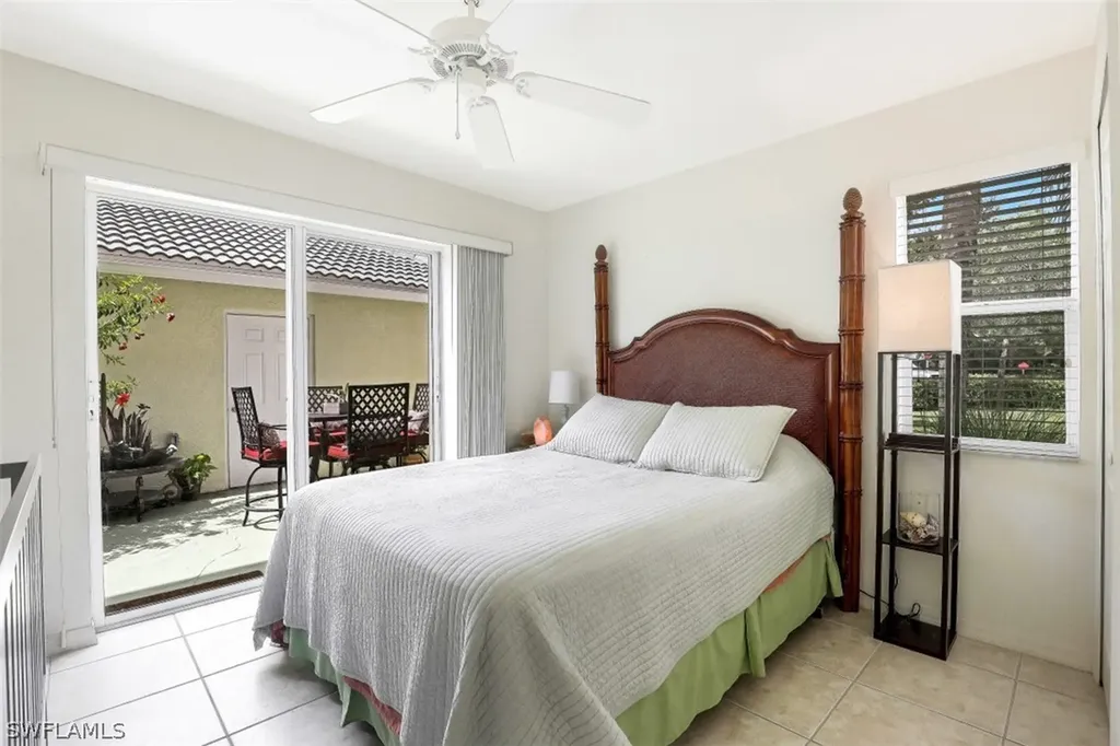 4910 Cougar Court N Naples FL 34109