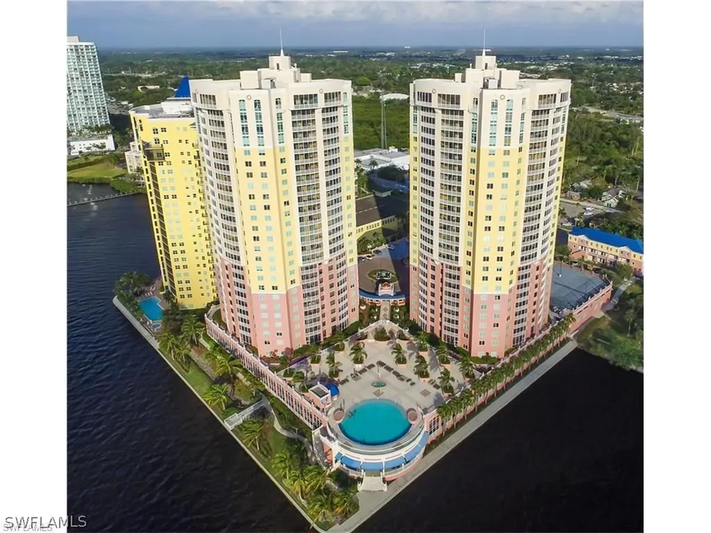 Fort Myers FL, 2743 1ST Street, Unit 103