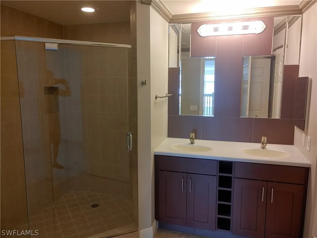 2743 1st Street Fort Myers FL 33916