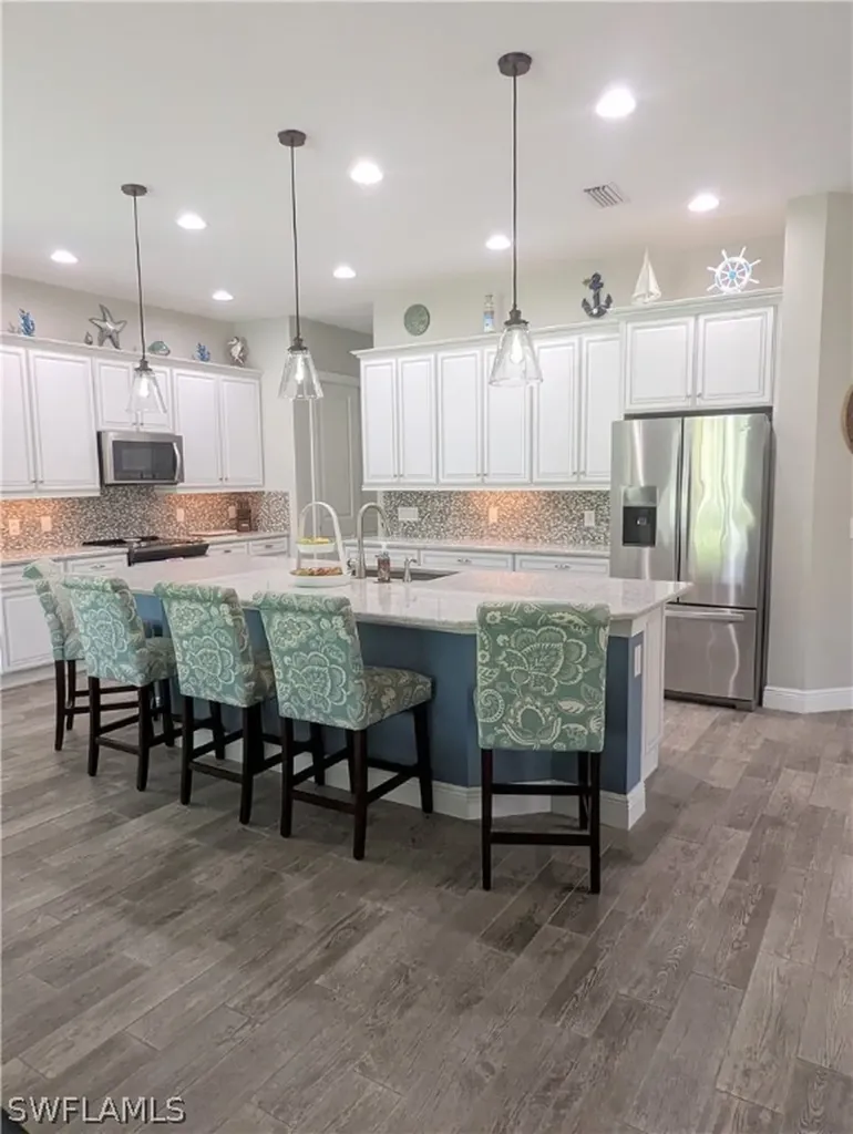 10626 Essex Square Boulevard Fort Myers FL 33913