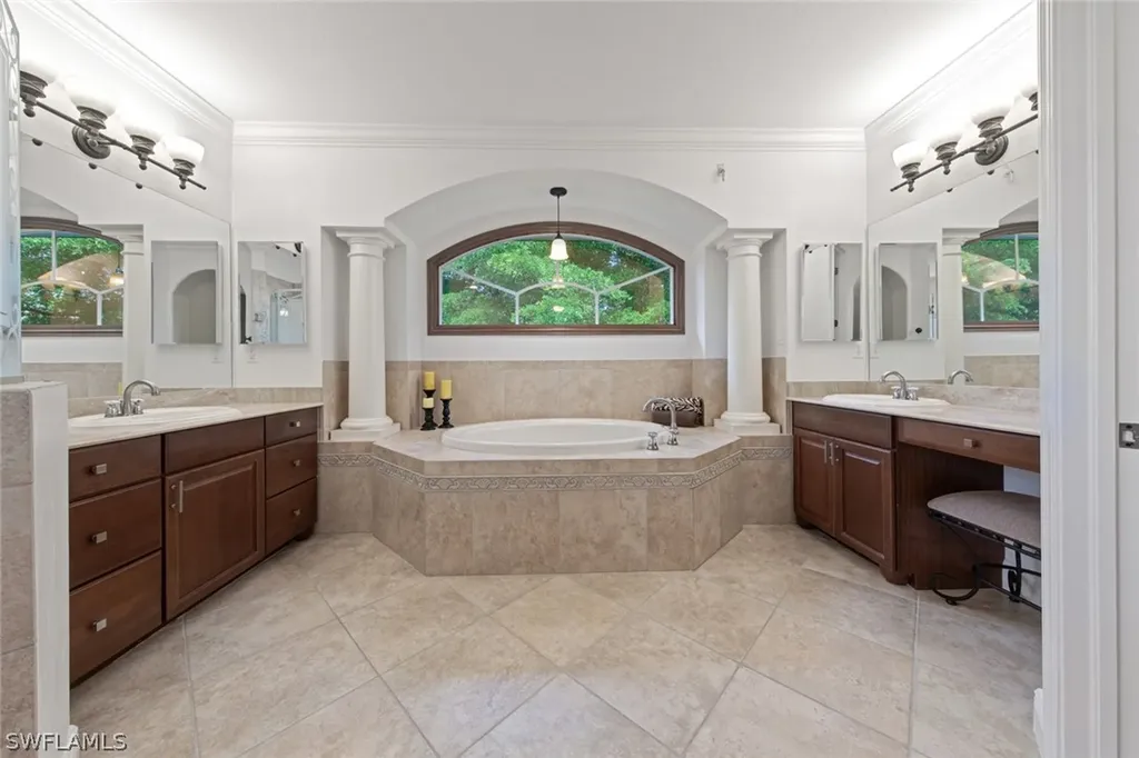 8620 El Mirasol Court Estero FL 33967