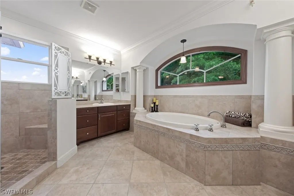 8620 El Mirasol Court Estero FL 33967