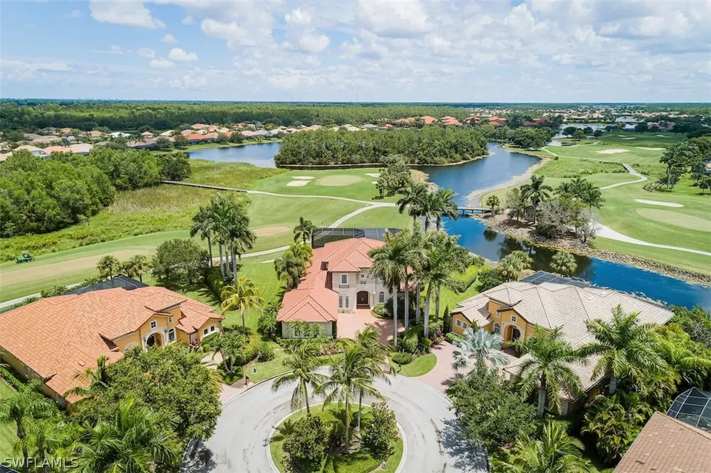 9012 Medinah Court Naples FL 34113