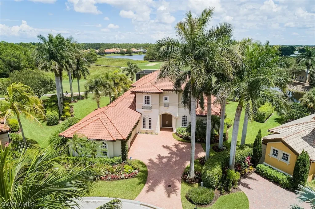 9012 Medinah Court Naples FL 34113