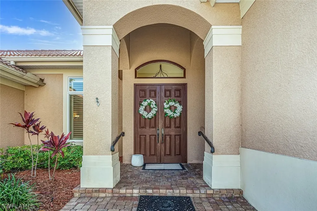 10879 Pond Ridge Drive Fort Myers FL 33913