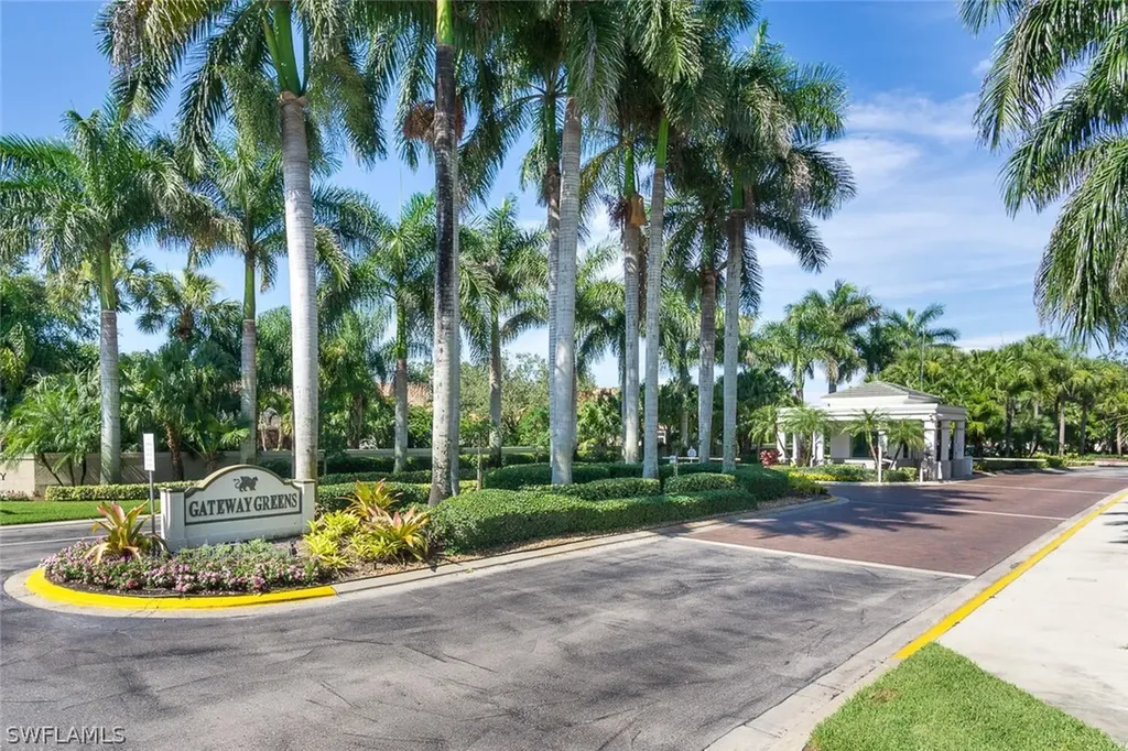 10879 Pond Ridge Drive Fort Myers FL 33913