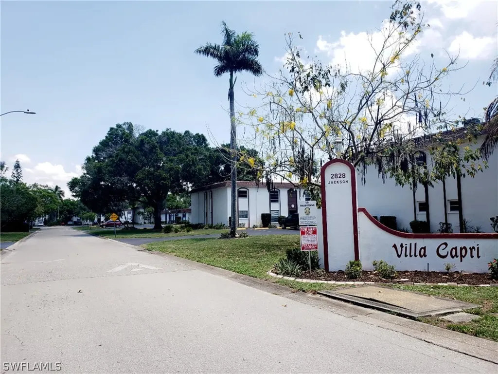 2828 Jackson Street Fort Myers FL 33901