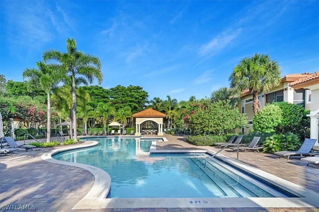8950 Colonnades Court E Bonita Springs FL 34135