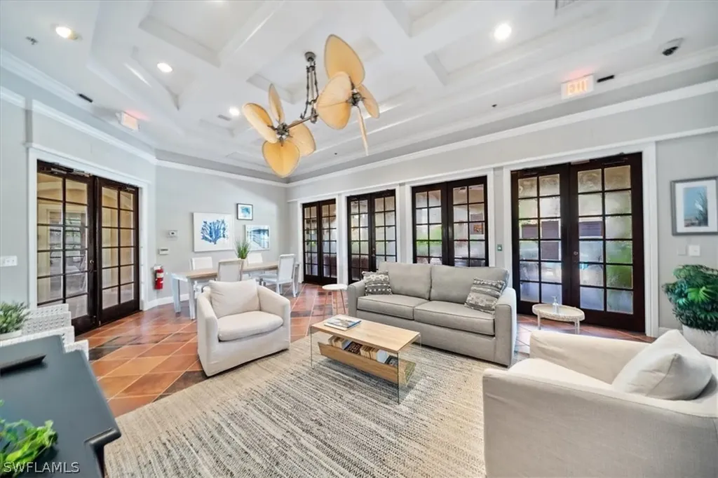 8950 Colonnades Court E Bonita Springs FL 34135