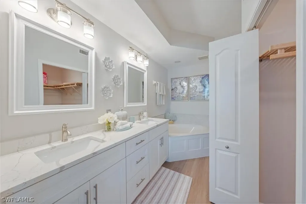2432 Ravenna Boulevard Naples FL 34109