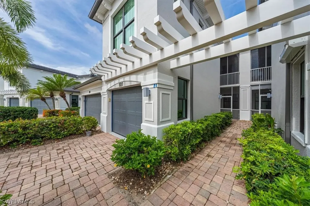 2432 Ravenna Boulevard Naples FL 34109