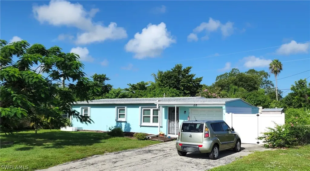 23 Alabama Road S Lehigh Acres FL 33936