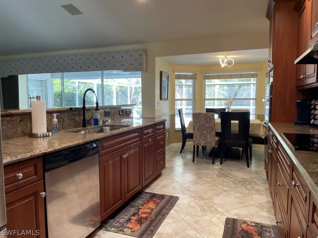 19004 Pine Run Lane Fort Myers FL 33967