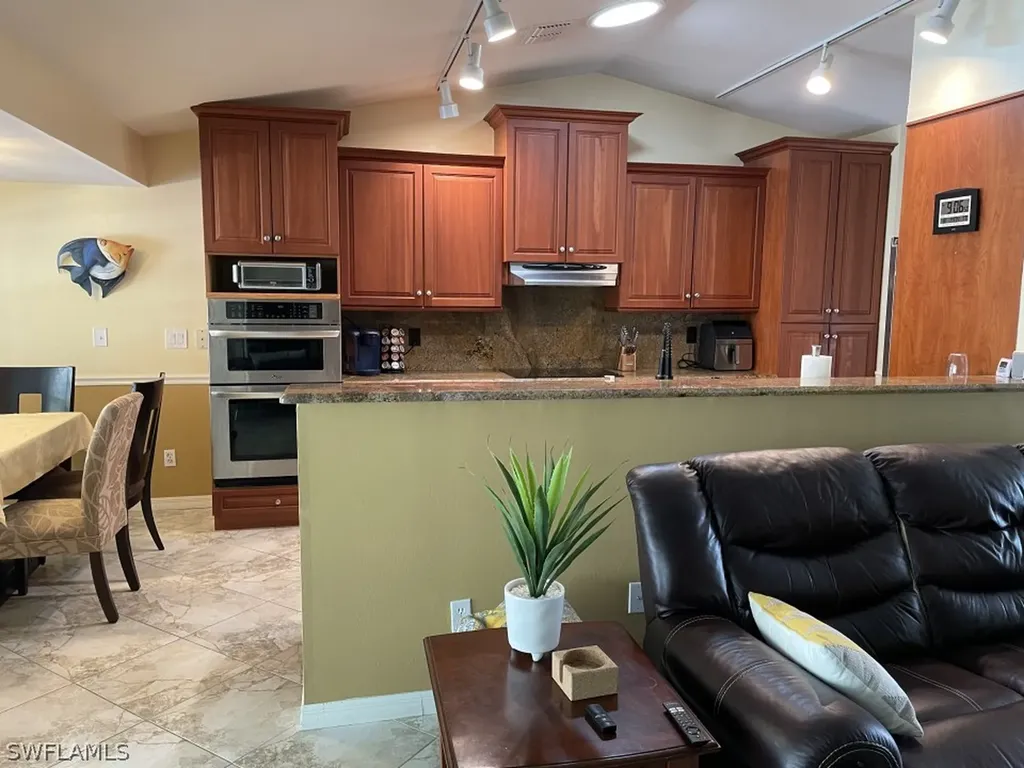 19004 Pine Run Lane Fort Myers FL 33967