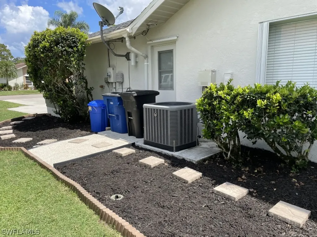19004 Pine Run Lane Fort Myers FL 33967