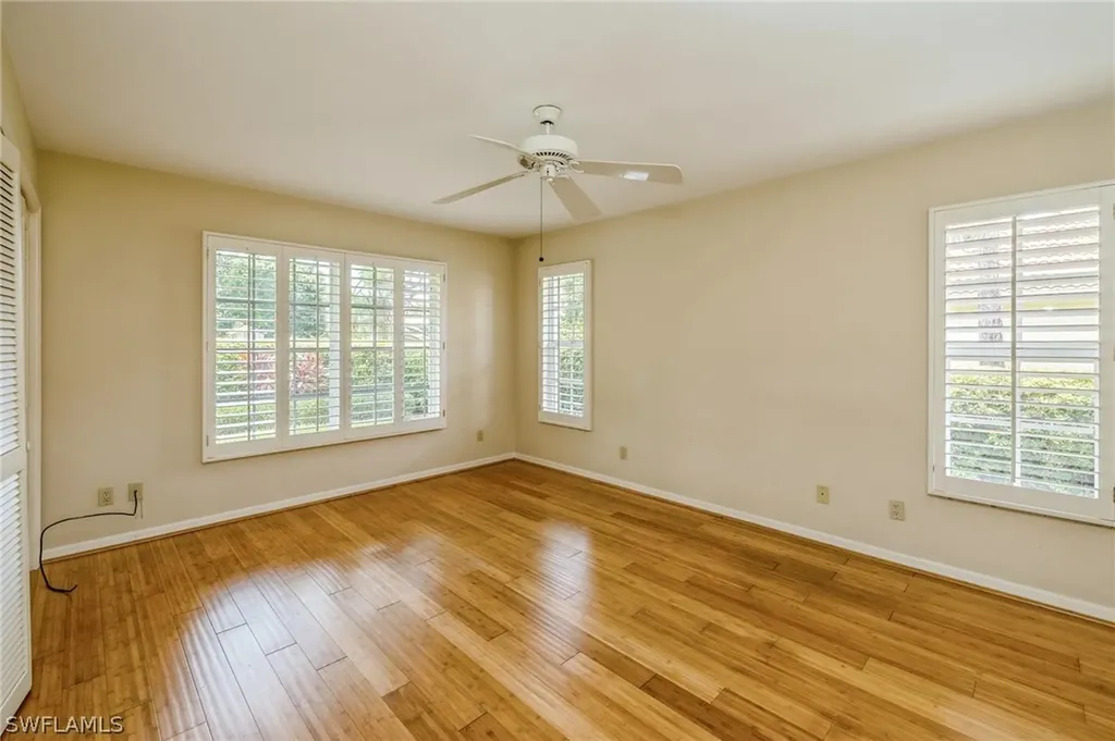 139 Edgemere Way S Naples FL 34105