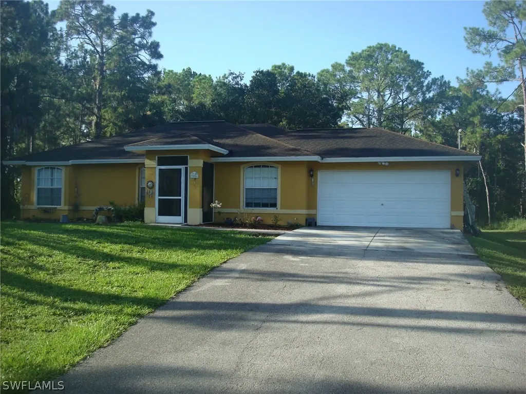3836 47th Avenue NE Naples FL 34120