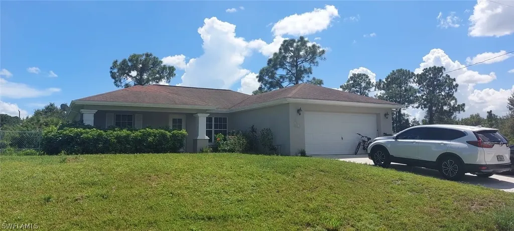 916 Anthony Street E Lehigh Acres FL 33974