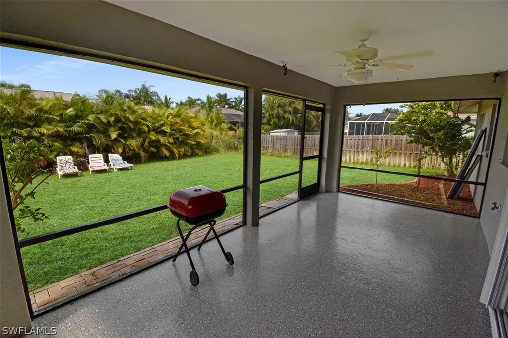 2707 SW 32nd Street Cape Coral FL 33914