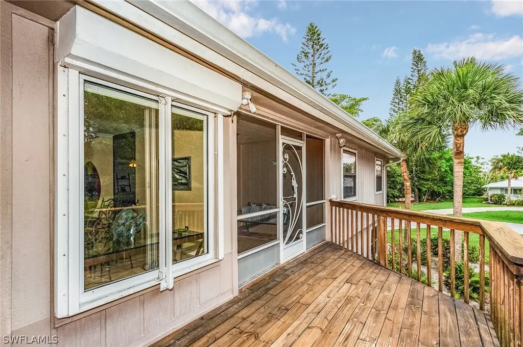 671 Durion Court Sanibel FL 33957